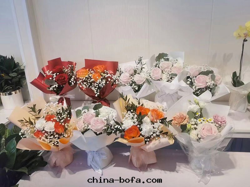 武漢雅龍建築裝(zhuāng)飾工程有(yǒu)限公(gōng)司