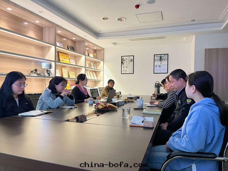 武漢雅龍建築裝(zhuāng)飾工程有(yǒu)限公(gōng)司